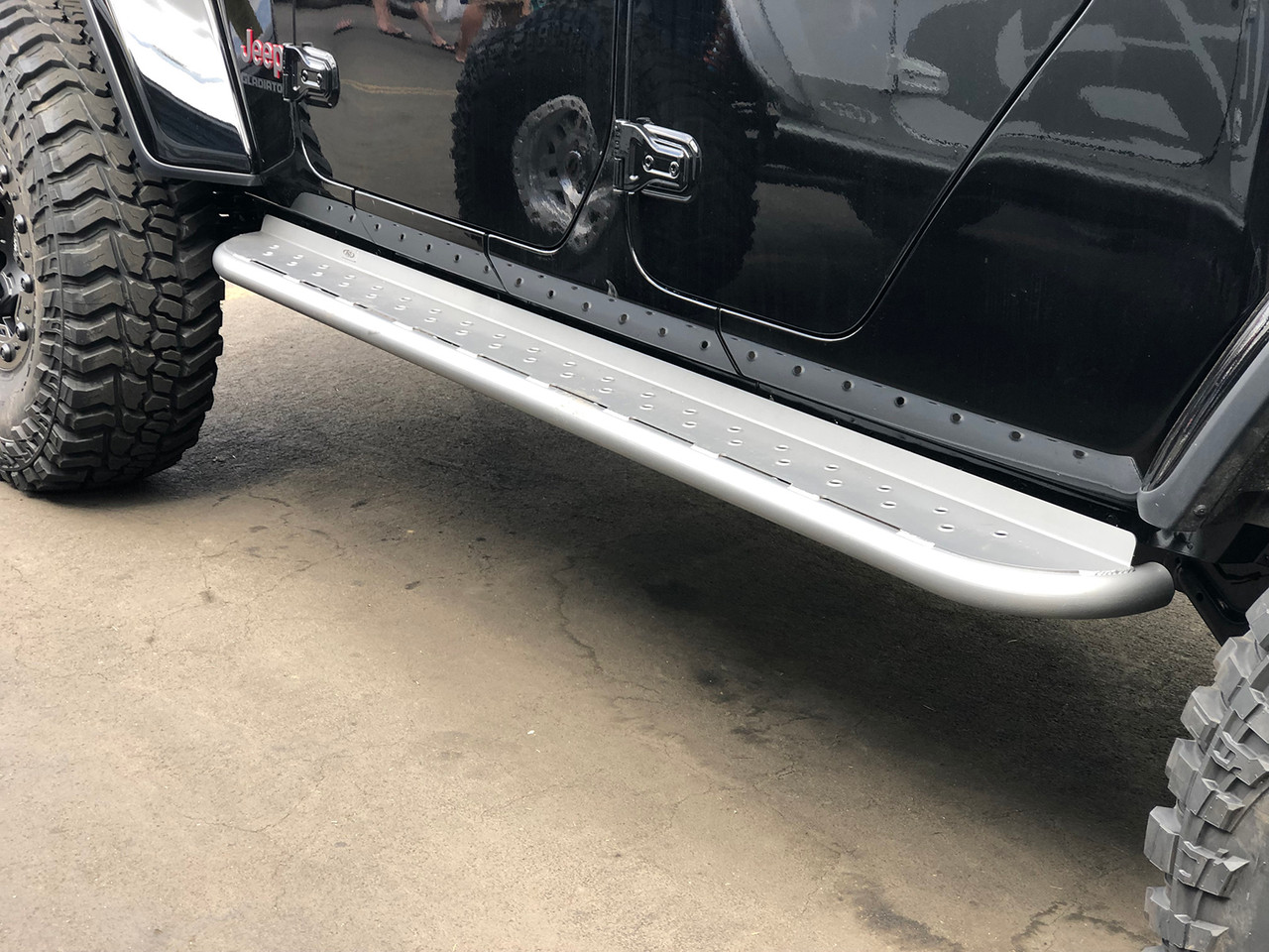 Jeep Gladiator Jt Rocker Guards W Step