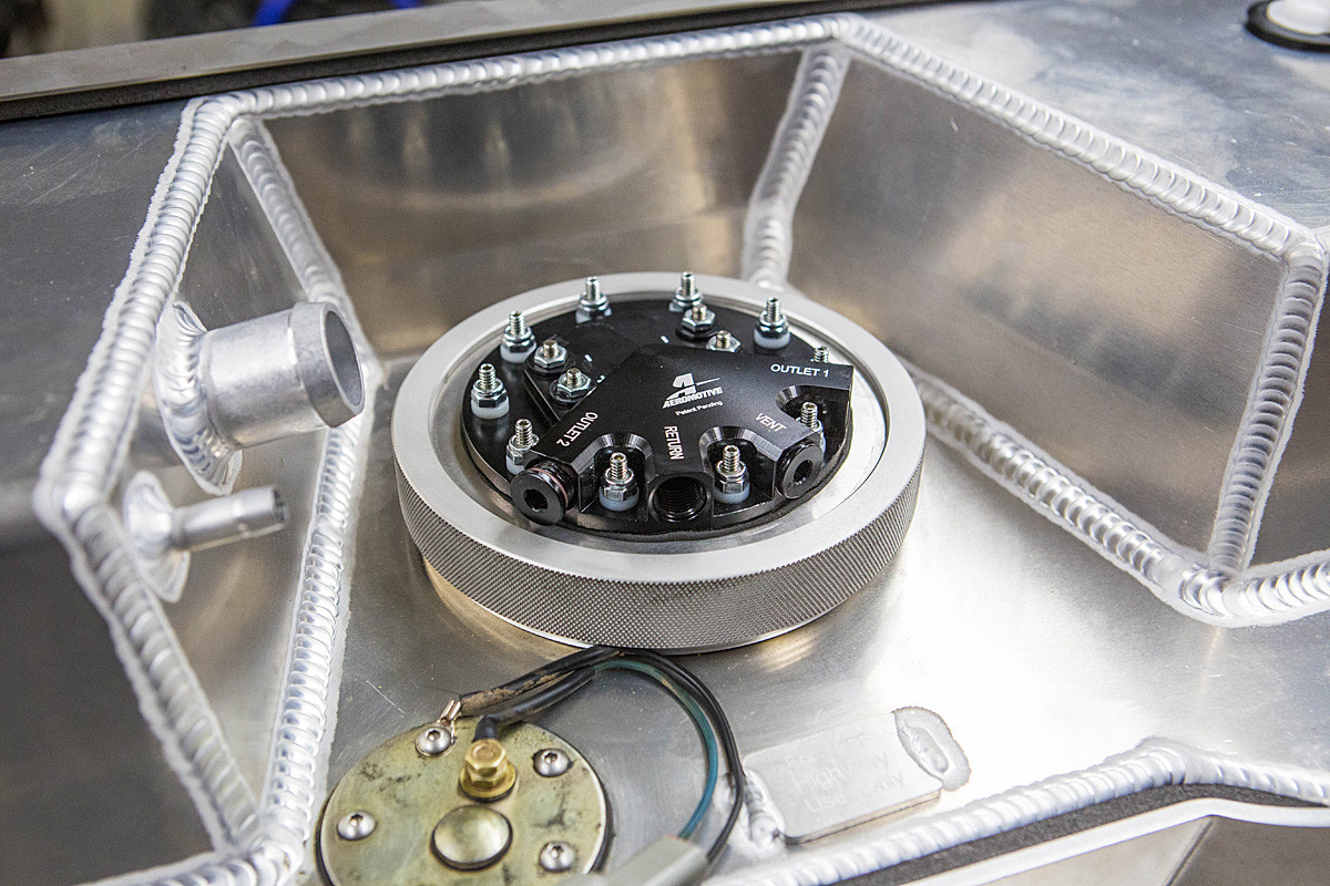 Aeromotive Phantom Dual Fuel Pump & Baffle System GenRight Jeep Parts