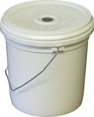 1 Gallon Feeder Pail with Screen