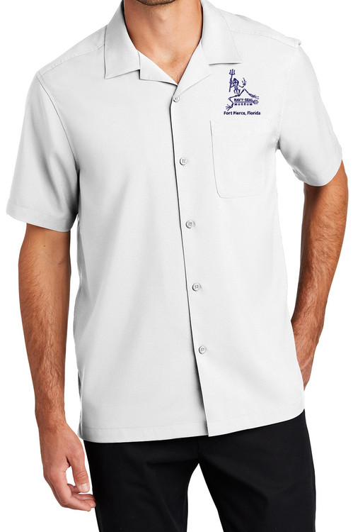 This classic camp shirt is perfect for  a night out or a cocktail party.  Made from no-fuss fabric, this shirt has a stain-release finish that helps keep you clean and stain-free so it keeps its great looks wear after wear.  With Bonefrog Museum Logo

5.75-ounce, 75/25 poly/rayon with stain-release finish
Camp style collar
Faux coconut shell buttons
Left chest pocket
Side vents
