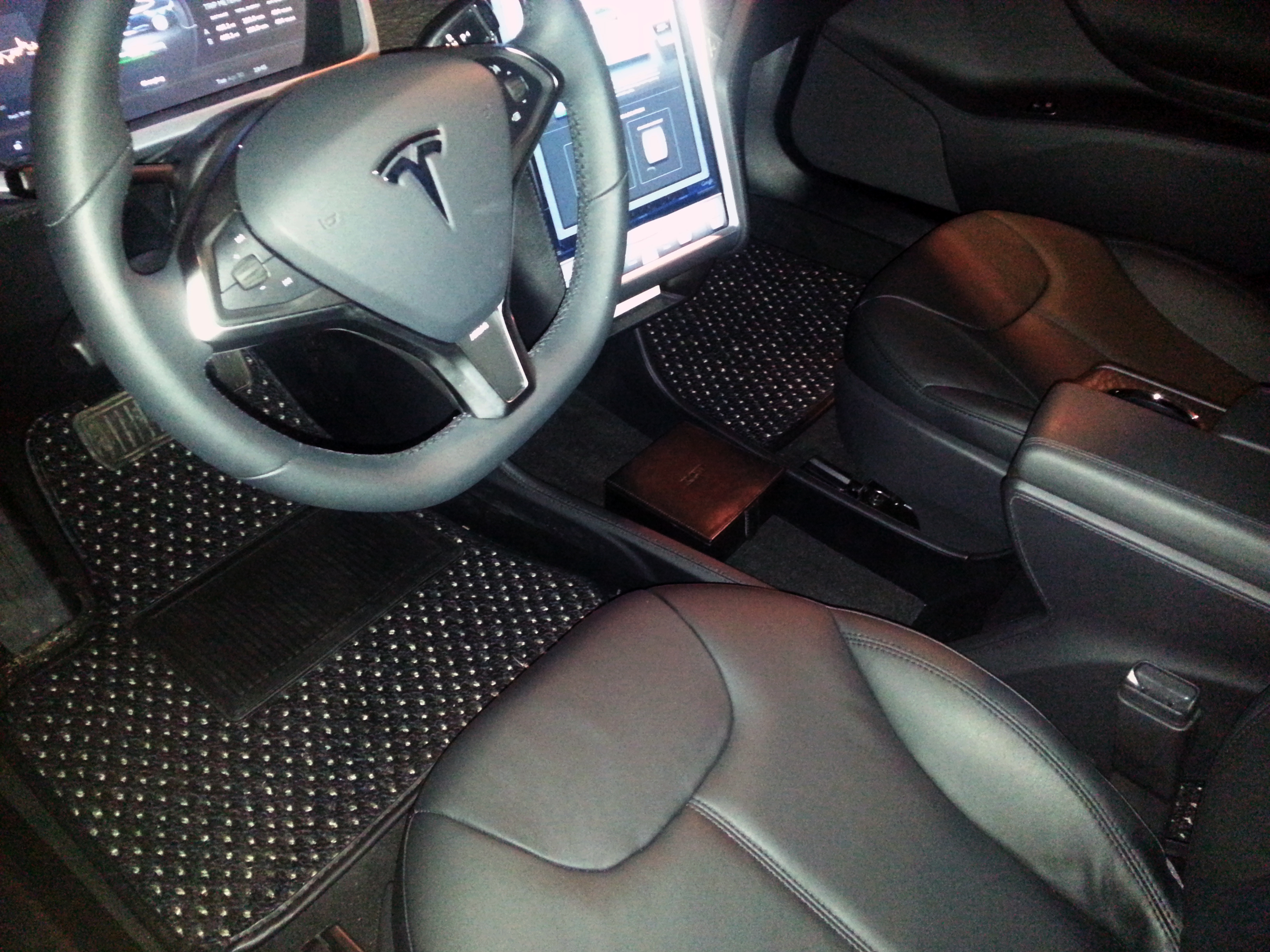 Tesla Tuesday Cocomats Com Offerings For The Tesla Model S