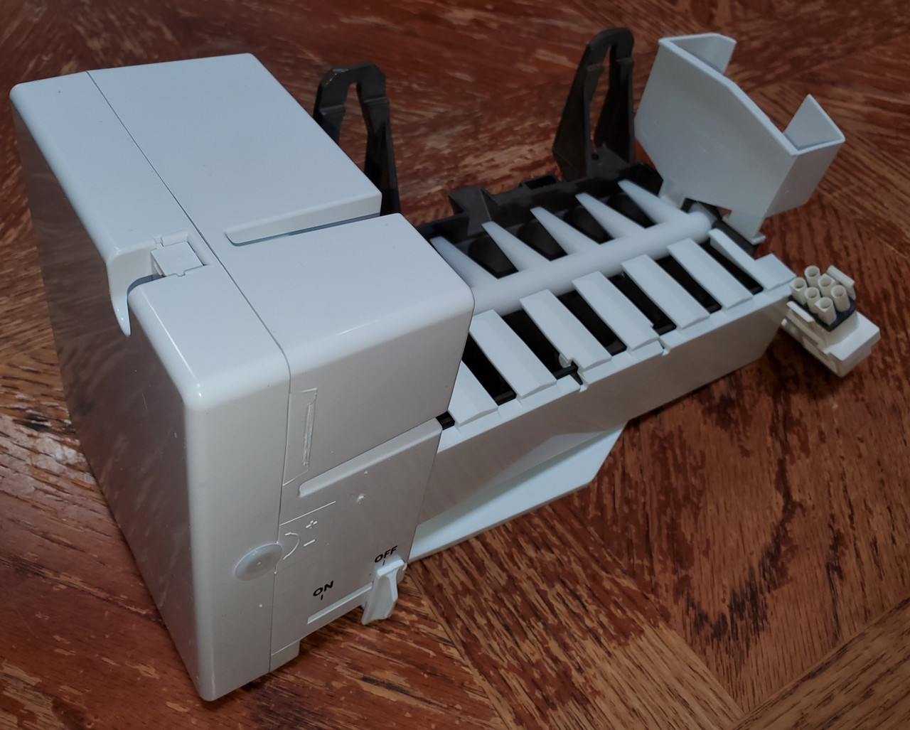 GE WR30X10077 CAN 23 REPLACEMENT ICE MAKER