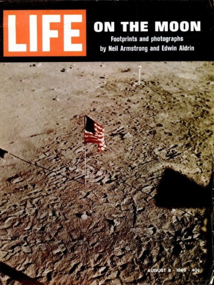 LIFE Magazine - August 8, 1969 - Apollo 11 - On the Moon