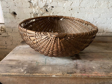 Large Splint Oak Spale Gathering Basket, 19th C.