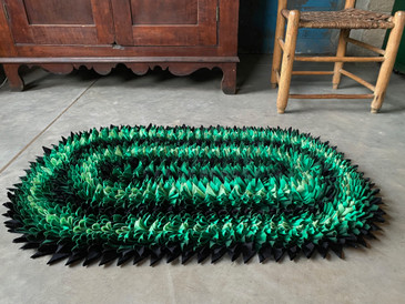 Rug #134, Vintage Amish Rag Rug 3' x 2'