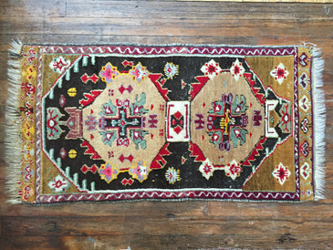 Anatolian Rug, 1'9"x3'3'' SOLD