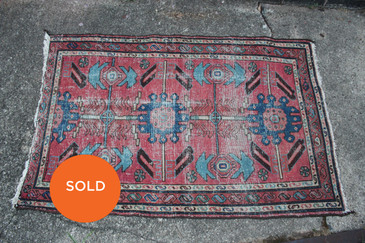 Persian Rug, Vintage 2'7"x4'1"