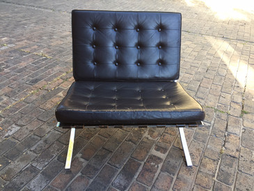Barcelona Style Lounge Chair