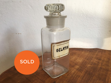Antique Apothecary Medium Bottle, "Gelatin"