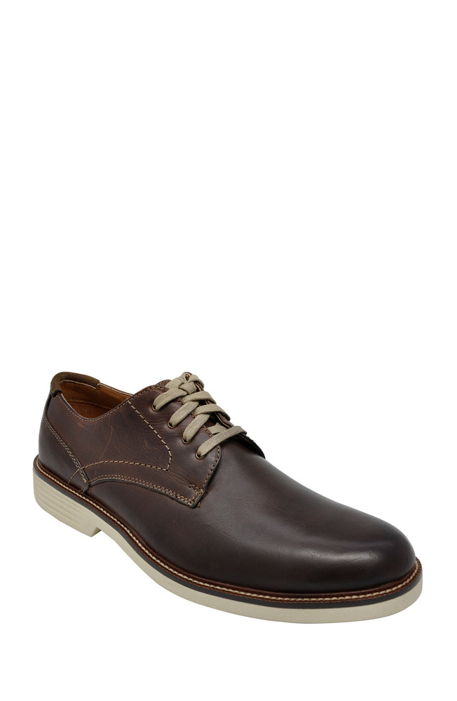 dockers parkway dark brown