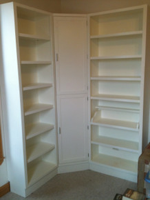 Cabinet 4