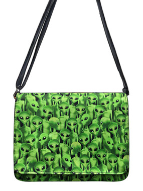 LLCM 4634 PACKED GREEN ALIENS