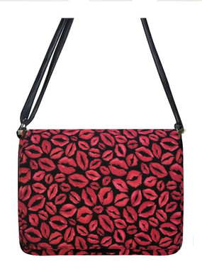 SLCM 4319 RED LIPS AND KISSES