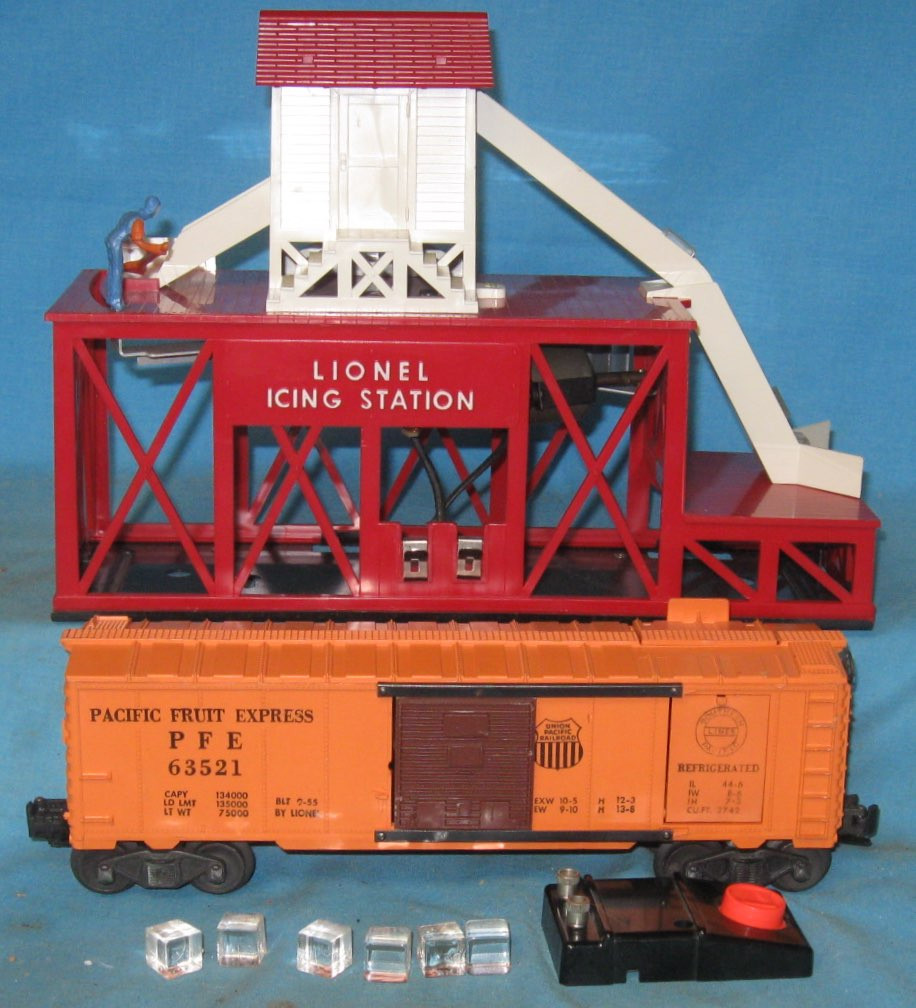 352 Icing Station w/ 6352 Ice Box Car (6+) All Aboard Train Shoppe