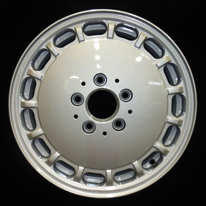 Perfection Wheel | 15-inch Wheels | 87-88 Mercedes E Class | PERF04862