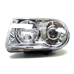 Upgrade Your Auto | Replacement Lights | 05-10 Chrysler 300 | CRSHL01028