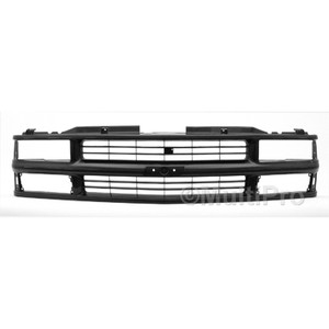 Upgrade Your Auto | Replacement Grilles | 94-02 Chevrolet C/K | CRSHX09102