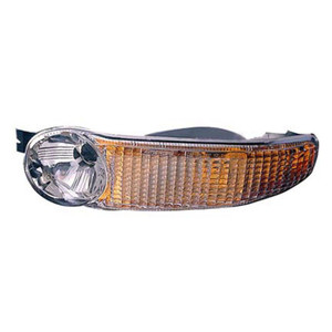 Upgrade Your Auto | Replacement Lights | 01-06 GMC Sierra 1500 | CRSHL04332