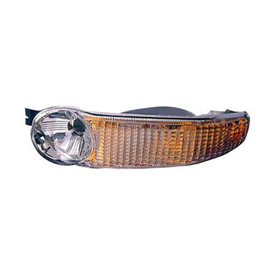 Upgrade Your Auto | Replacement Lights | 01-06 GMC Sierra 1500 | CRSHL04395