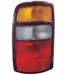 Upgrade Your Auto | Replacement Lights | 04-06 Chevrolet Suburban | CRSHL04784