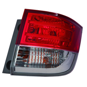 Upgrade Your Auto | Replacement Lights | 14-17 Honda Odyssey | CRSHL06423