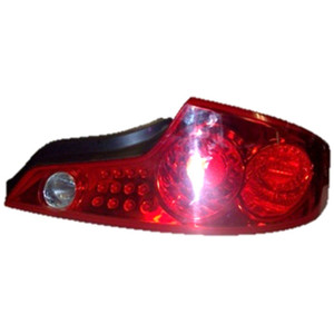Upgrade Your Auto | Replacement Lights | 03-05 Infiniti G | CRSHL07113