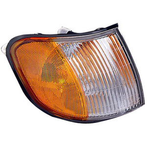 Upgrade Your Auto | Replacement Lights | 01-02 Kia Sportage | CRSHL07460