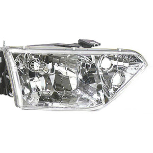 Upgrade Your Auto | Replacement Lights | 01-02 Nissan Quest | CRSHL09395