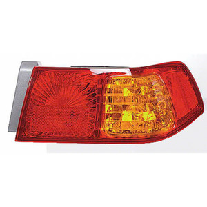 Upgrade Your Auto | Replacement Lights | 00-01 Toyota Camry | CRSHL11798
