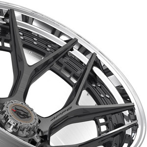 24" Polished Wheel w/Tinted Center for 2000-2005 Ford Excursion - RVO3684
