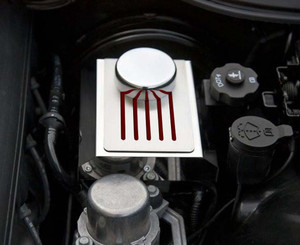 Master Cylinder Cover w/Garnet Red Ribbed Slots for 2014-19 Chevy Corvette Auto