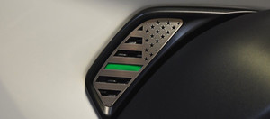 2pc Polished Side Vent Accents w/Thin Green Line Flag for 18-20 Jeep Wrangler JL