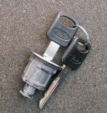 1998-2003 Ford Expedition Tailgate Lock