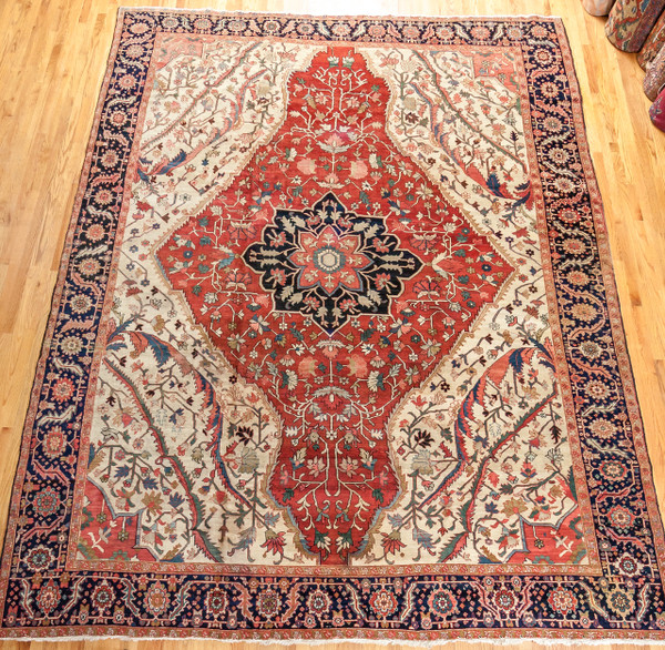 Serapi 10’1” x 13’10”