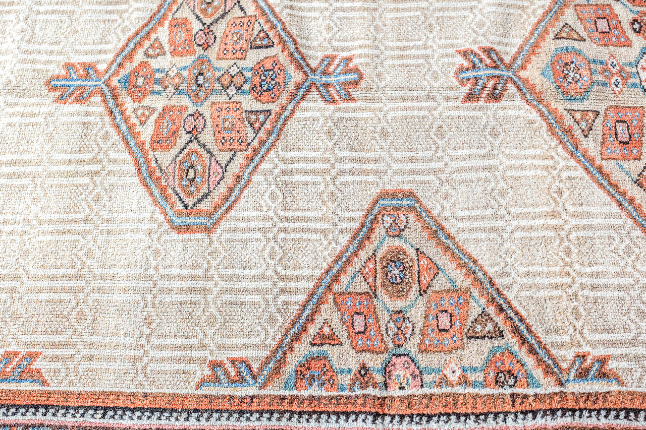 Sarab 11’8”x13’10”