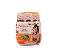 L'BIDJANAISE CARROTTE cream is a formula rich in B-carotene and vitamin A et E in order  to make your skin light, manageable, and satin smooth. its component and active principles are specifically analyses to deep nourish your skin,
protect it and give you a feeling of well-being