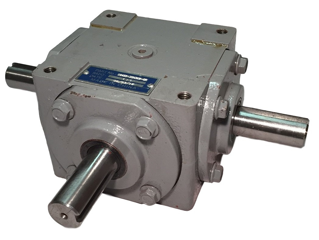 HMN_STR 40 HP Right Angle Bevel Gearbox with 2 Keyed Shafts CW/CW 1:1 