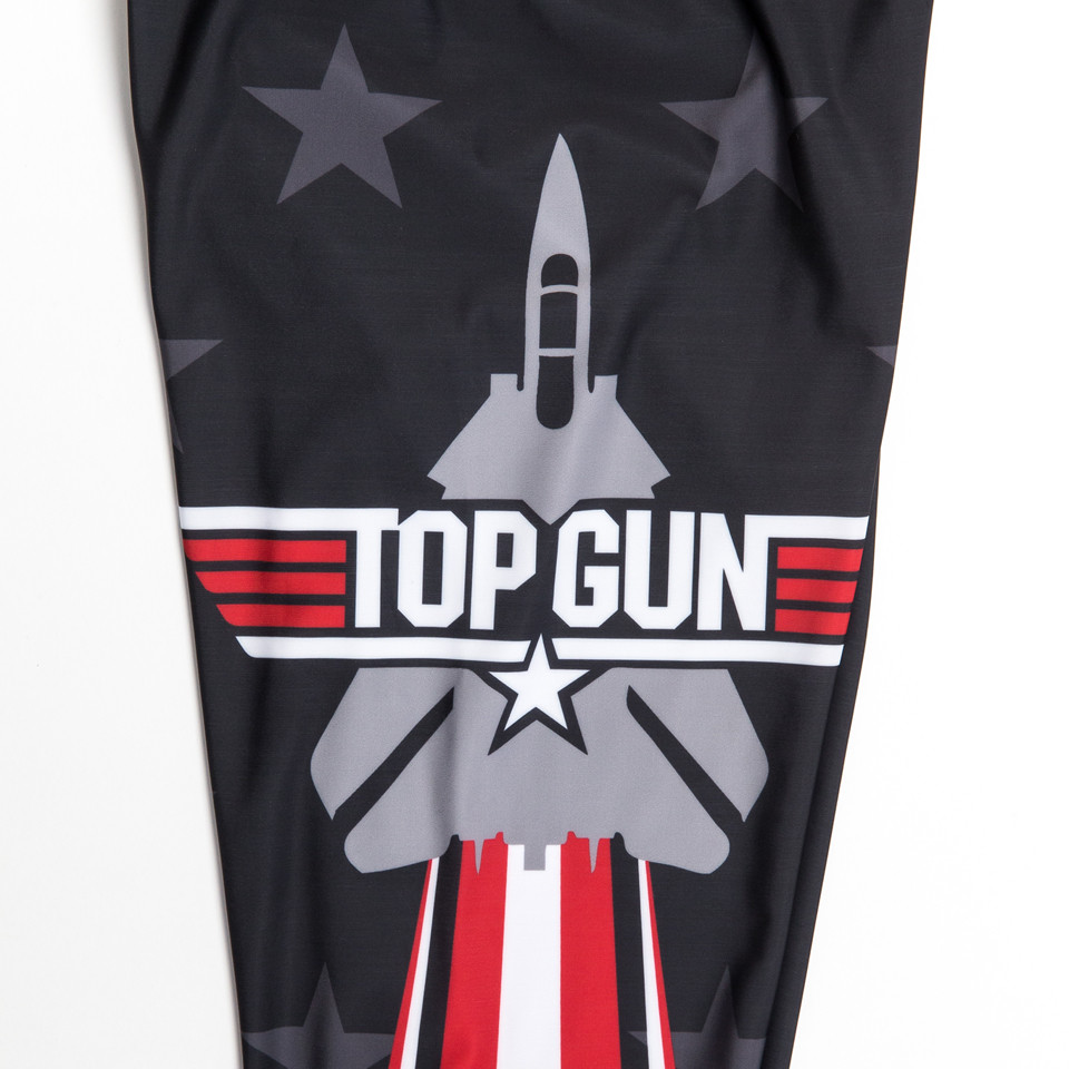 Fusion FG Classic Spats in Black are now available at www.thejiujitsushop.com.  Beautiful stars and stripes spats that are sure to turn heads.  

Enjoy Free Shipping on all Top Gun Apparel from The Jiu Jitsu Shop today!