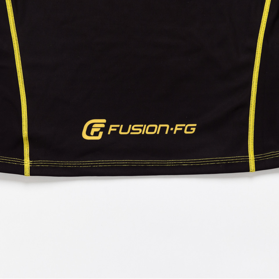 Fusion FG Batman Long sleeve Inverted logo rashguard.  Black and yellow.  Available at www.thejiujitsushop.com

Enjoy free shipping from The Jiu Jitsu Shop today.