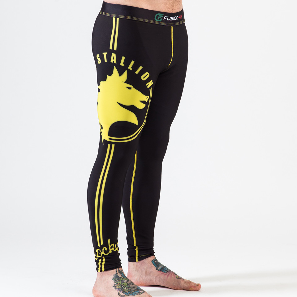 right view of the Fusion FG Rocky Italian Stallion Spats in Black with Yellow available now at www.thejiujitsushop.com

Enjoy Free Shipping today from The Jiu Jitsu Shop. 