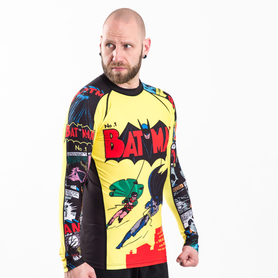 Angle model picture of the Fusion FG Batman Number 1 Comic Rashguard Compression  Shirt available at www.thejiujitsushop.com

Enjoy Free Shipping from The Jiu Jitsu Shop today! 