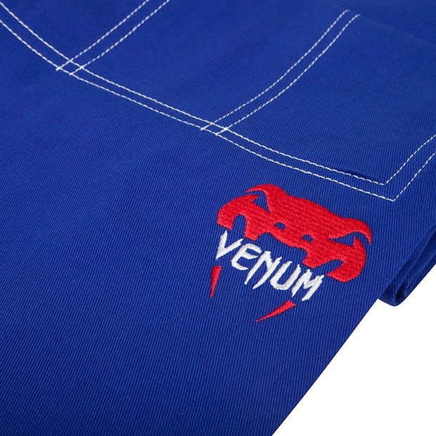 venum challenger 2.0 Blue Jiu Jitsu Gi zoom on pants logo @ www.thejiujitsushop.com