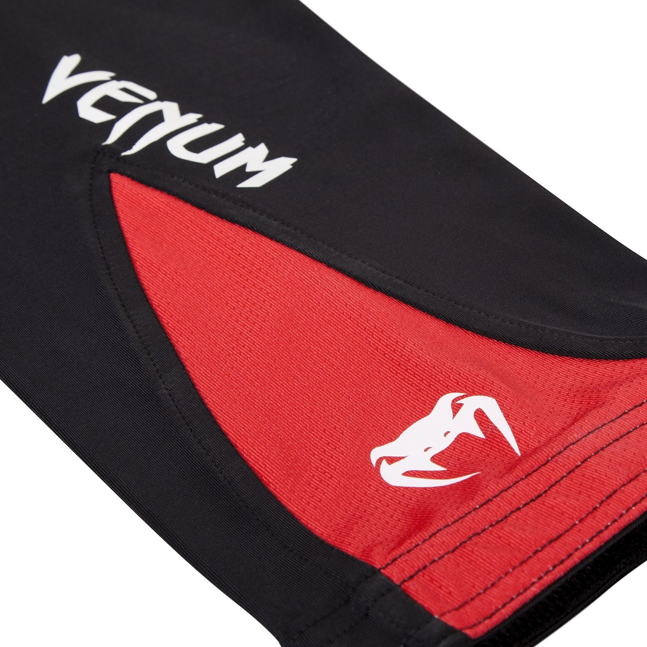 The Venum Challenger spats black/red @ The Jiu Jitsu Shop