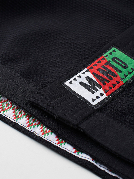 Manto Lucha Jiu Jitsu Gi @ www.thejiujitsushop.com .  Black red and green the luchadores are here!