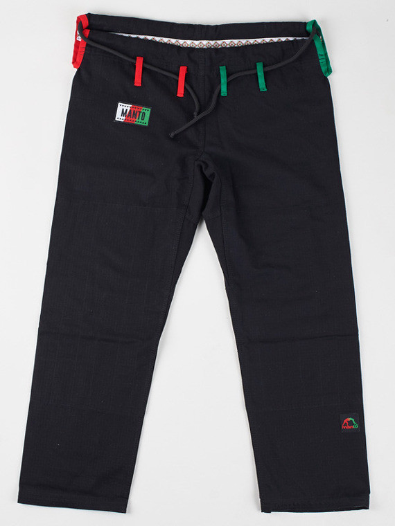 Manto Lucha Jiu Jitsu Gi @ www.thejiujitsushop.com .  Black red and green the luchadores are here!