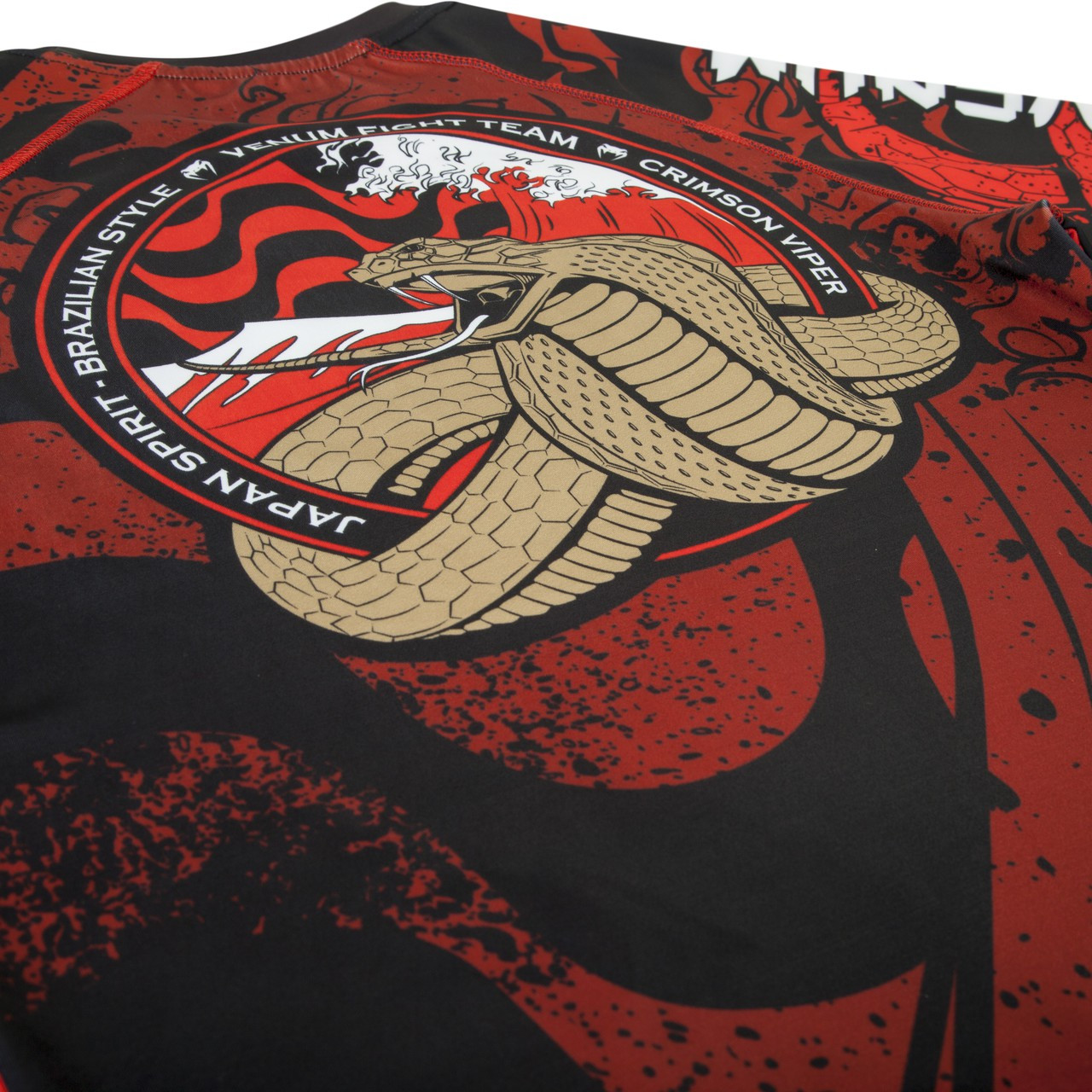Venum Absolute Crimson Viper rashguard long sleeve.  The Jiu Jitsu Shop. www.thejiujitsushop.com 

Beautiful design with collaboration with Leandro Lo.  Long sleeve viper design.