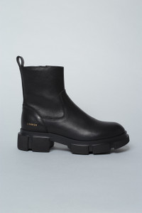 Copenhagen Studios Sleek and Shiny Leather Boots