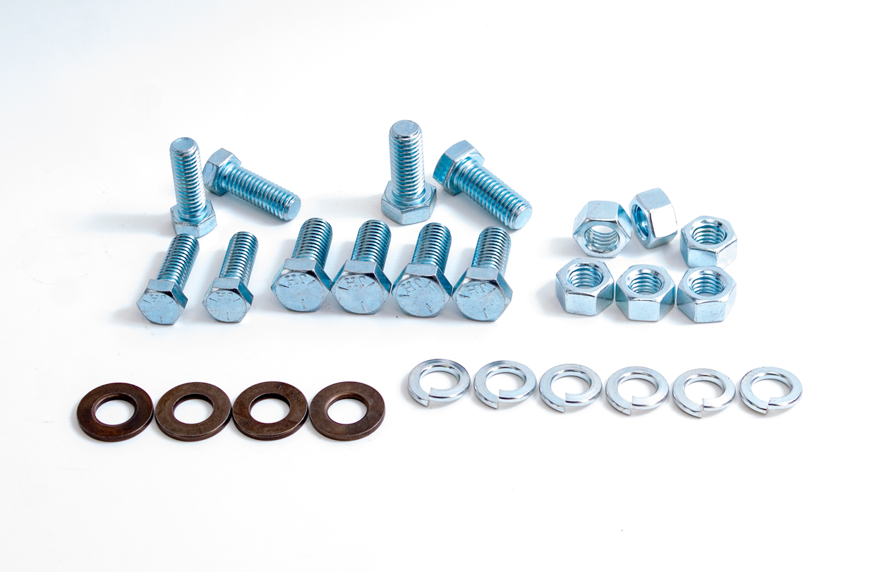 1981-87 GM Truck front bumper brace set