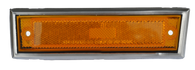 This drivers side front sidemarker with trim fits 1973-1987 Chevrolet and GMC pickup trucks, and 1973-91 Chevrolet Blazers and Suburbans.