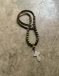  VINTAGE EASTERN CRUCIFIX UNAKITE FAITH NECKLACE 5.9.25.2
